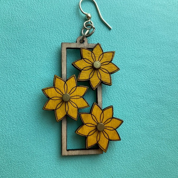 Kinetic Flower Gear Earrings - laser Cut from Reforested Wood Yellow & Natural - Picture 6 of 9
